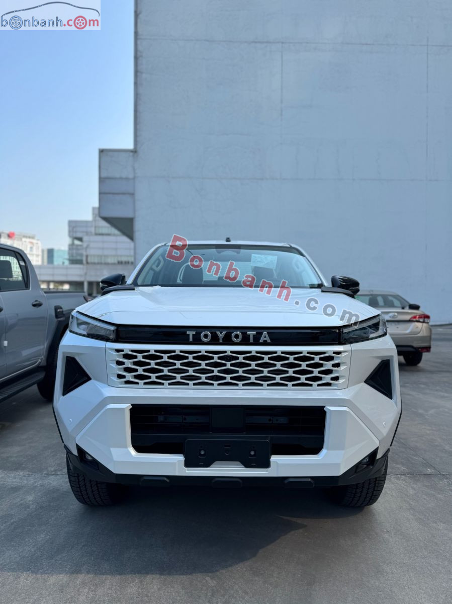 Bán ô tô Toyota Hilux Trailhunter 2.8L 4x4 AT - 2026 - xe mới