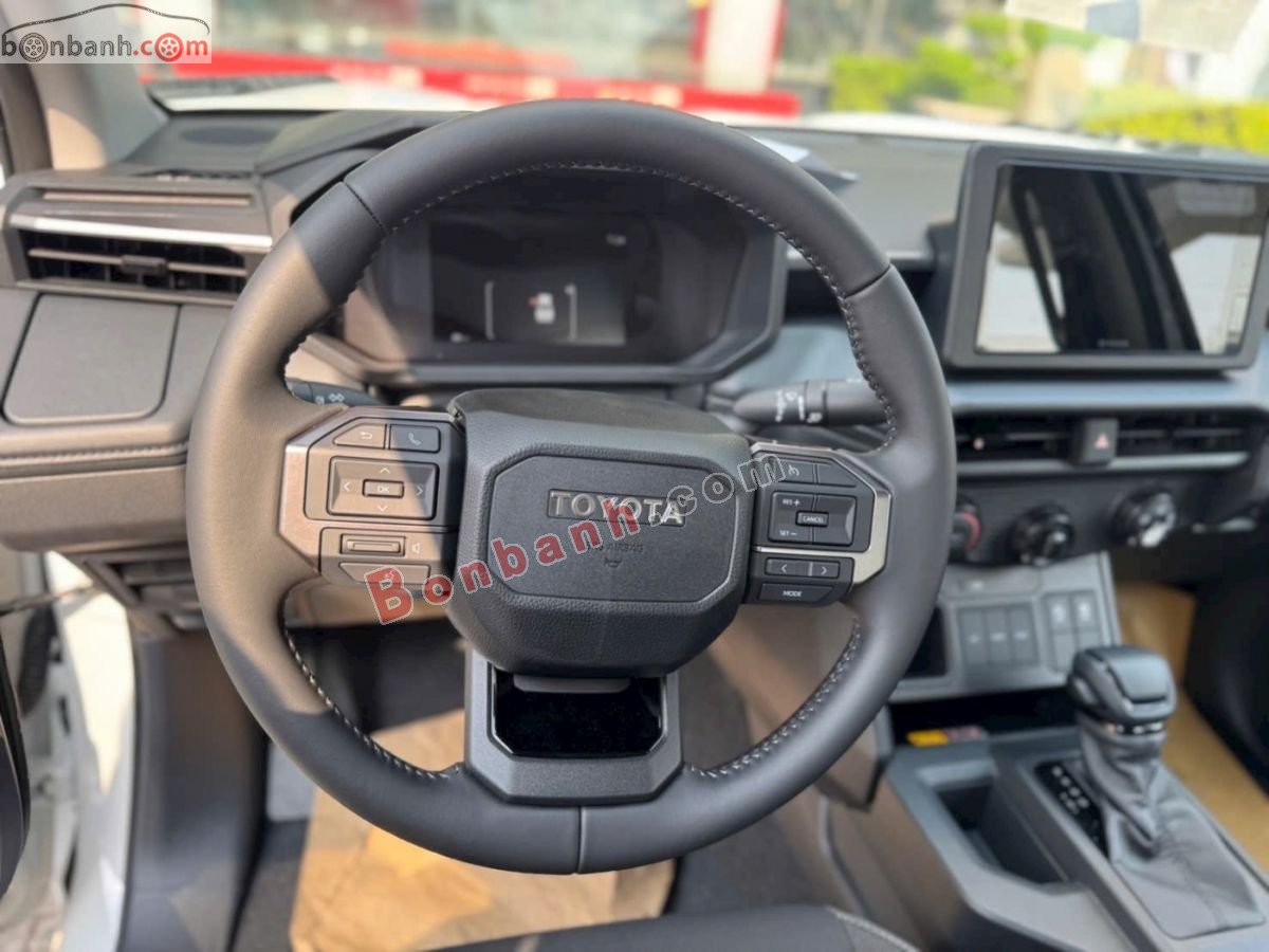 Bán ô tô Toyota Hilux Pro 2.8L 4x2 AT - 2026 - xe mới