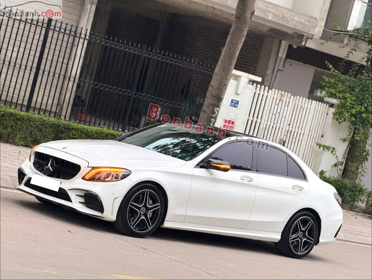 Bán ô tô Mercedes Benz C class C300 AMG - 2018 - xe cũ