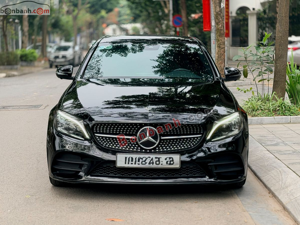 Bán ô tô Mercedes Benz C class C300 AMG - 2021 - xe cũ