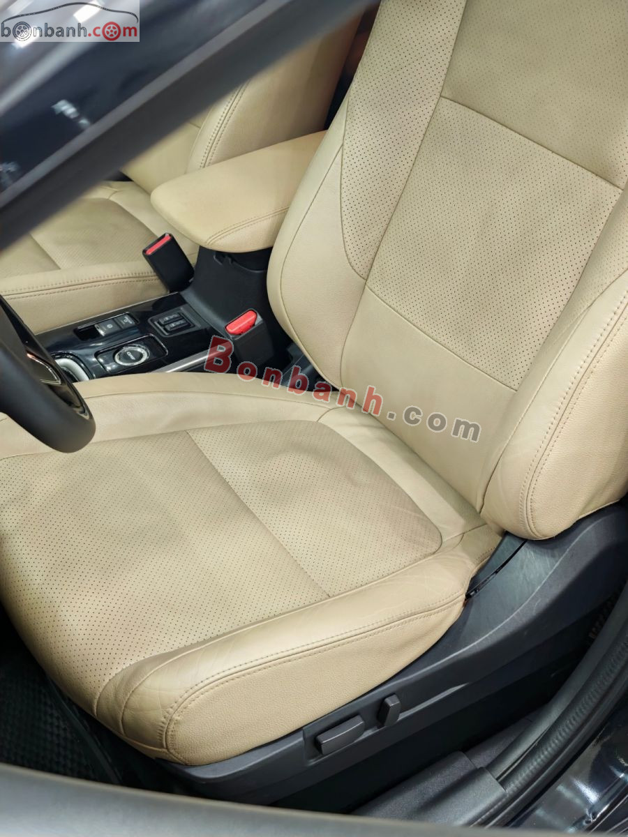 Bán ô tô Mitsubishi Outlander 2.4 CVT - 2017 - xe cũ