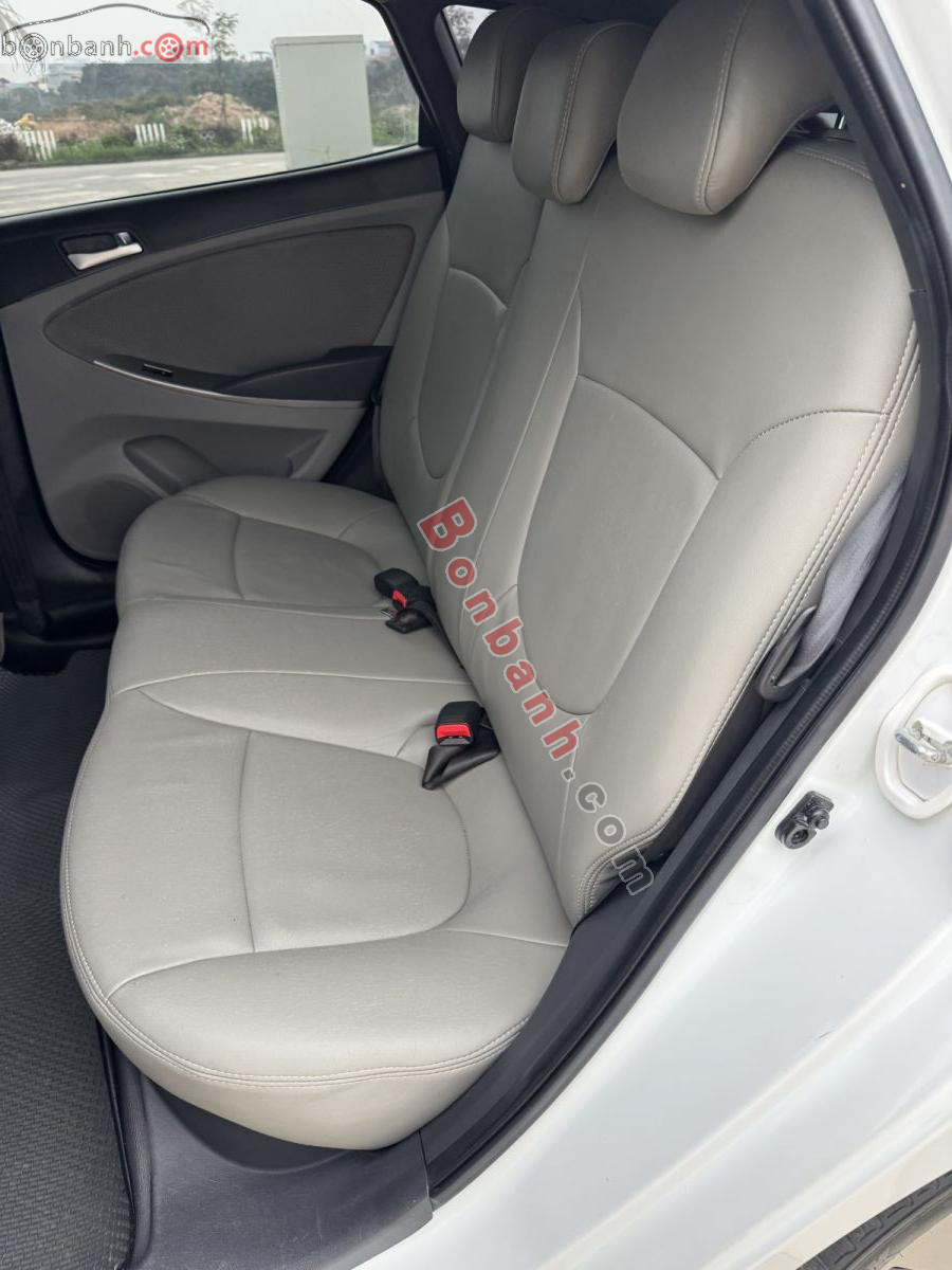 Bán ô tô Hyundai Accent 1.4 AT - 2015 - xe cũ