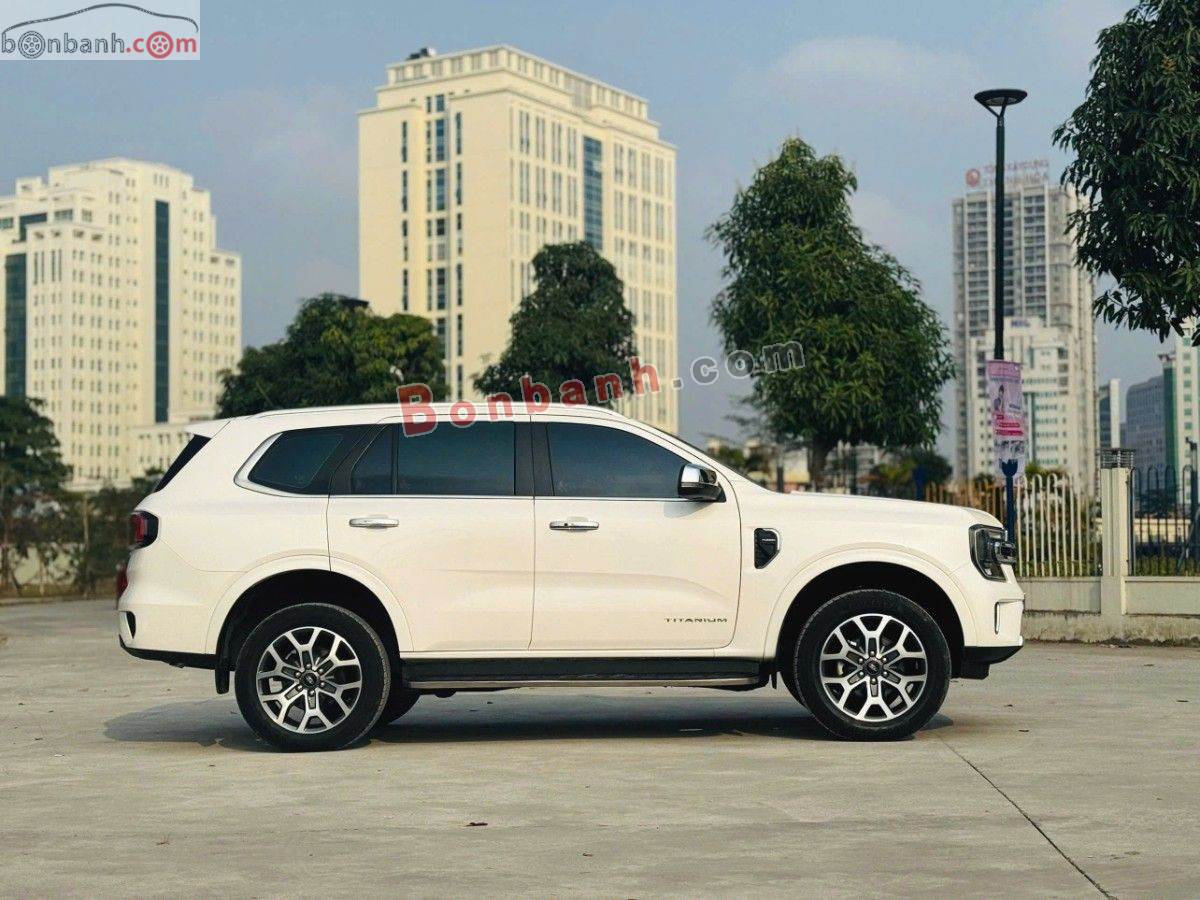 Bán ô tô Ford Everest Titanium 2.0L 4x2 AT - 2022 - xe cũ