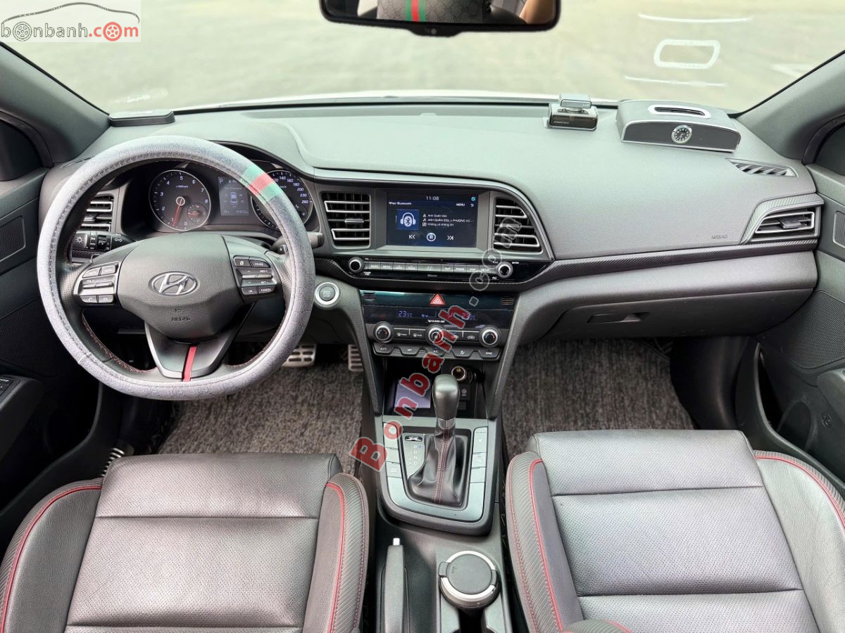 Bán ô tô Hyundai Elantra Sport 1.6 AT - 2019 - xe cũ