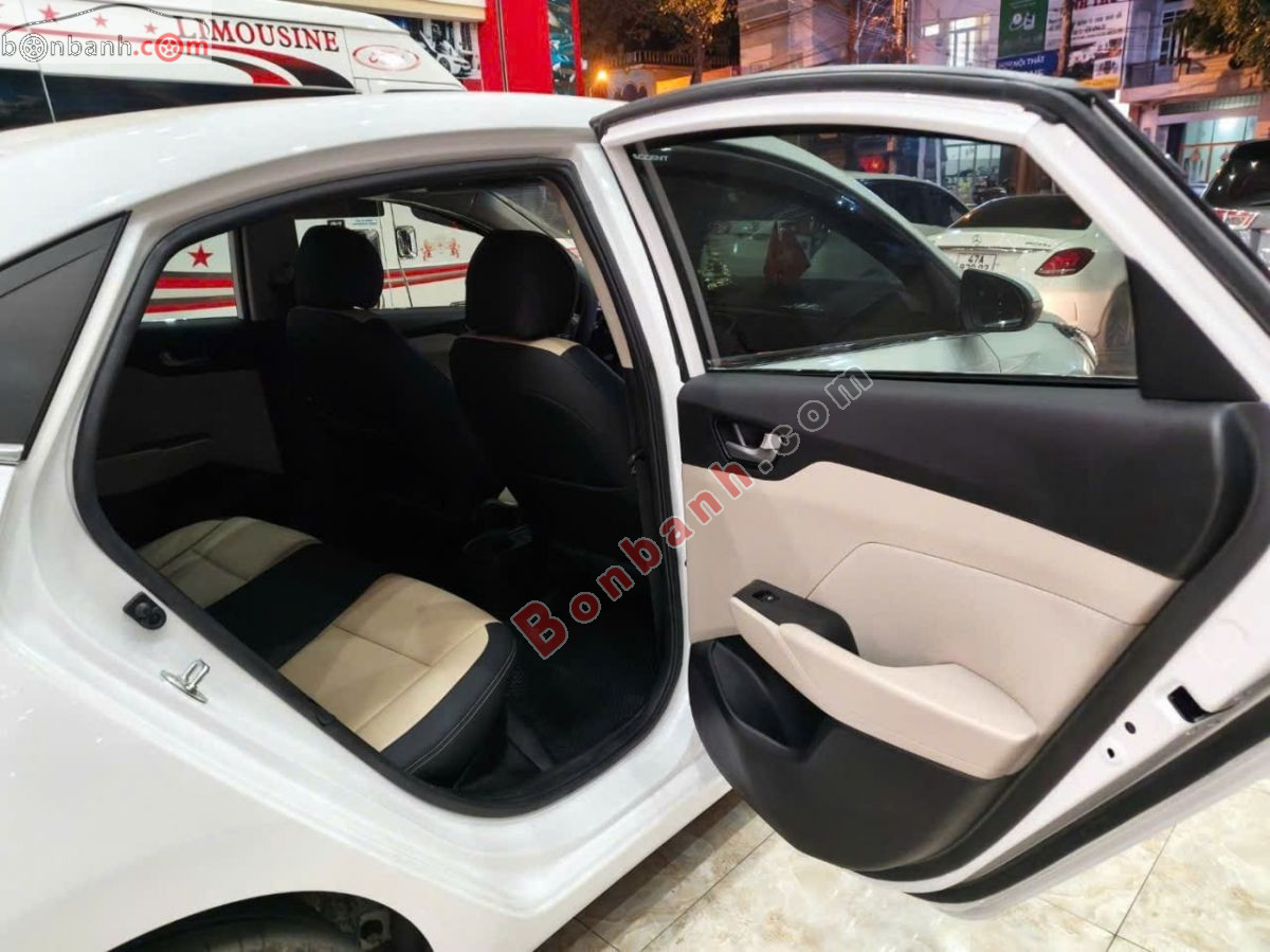 Bán ô tô Hyundai Accent 1.4 MT Base - 2018 - xe cũ