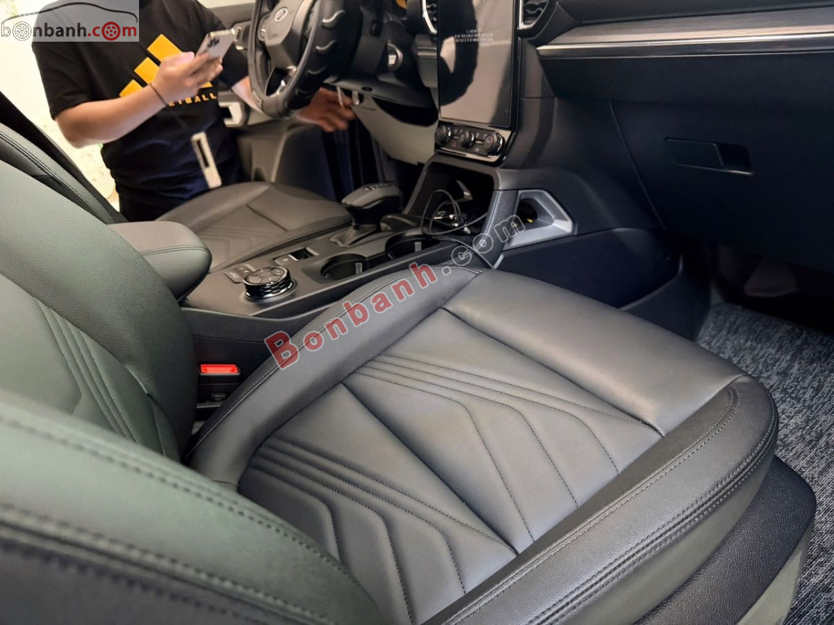 Bán ô tô Ford Everest Titanium Plus 2.0L 4x4 AT - 2025 - xe cũ