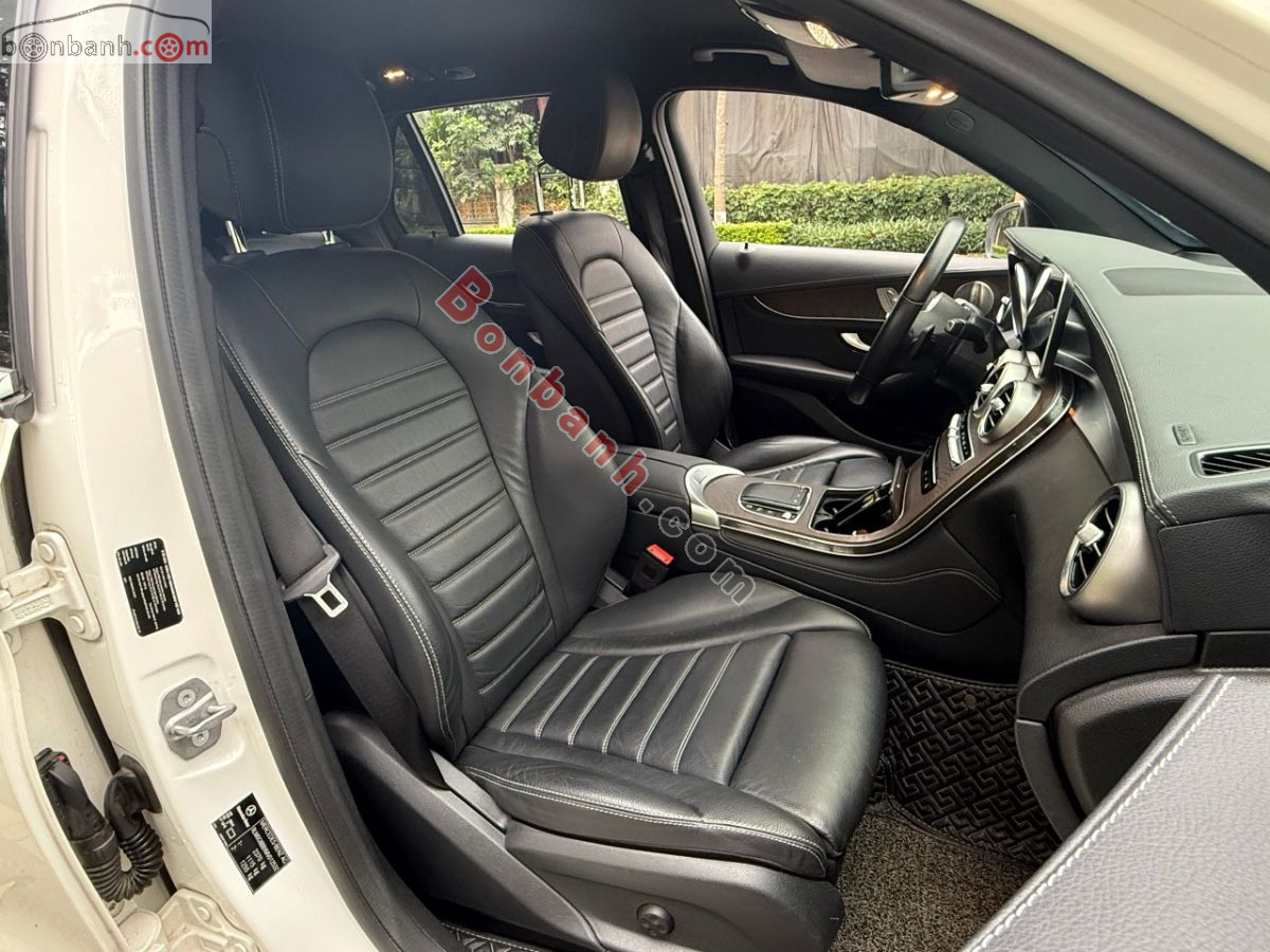 Bán ô tô Mercedes Benz GLC 200 4Matic - 2021 - xe cũ