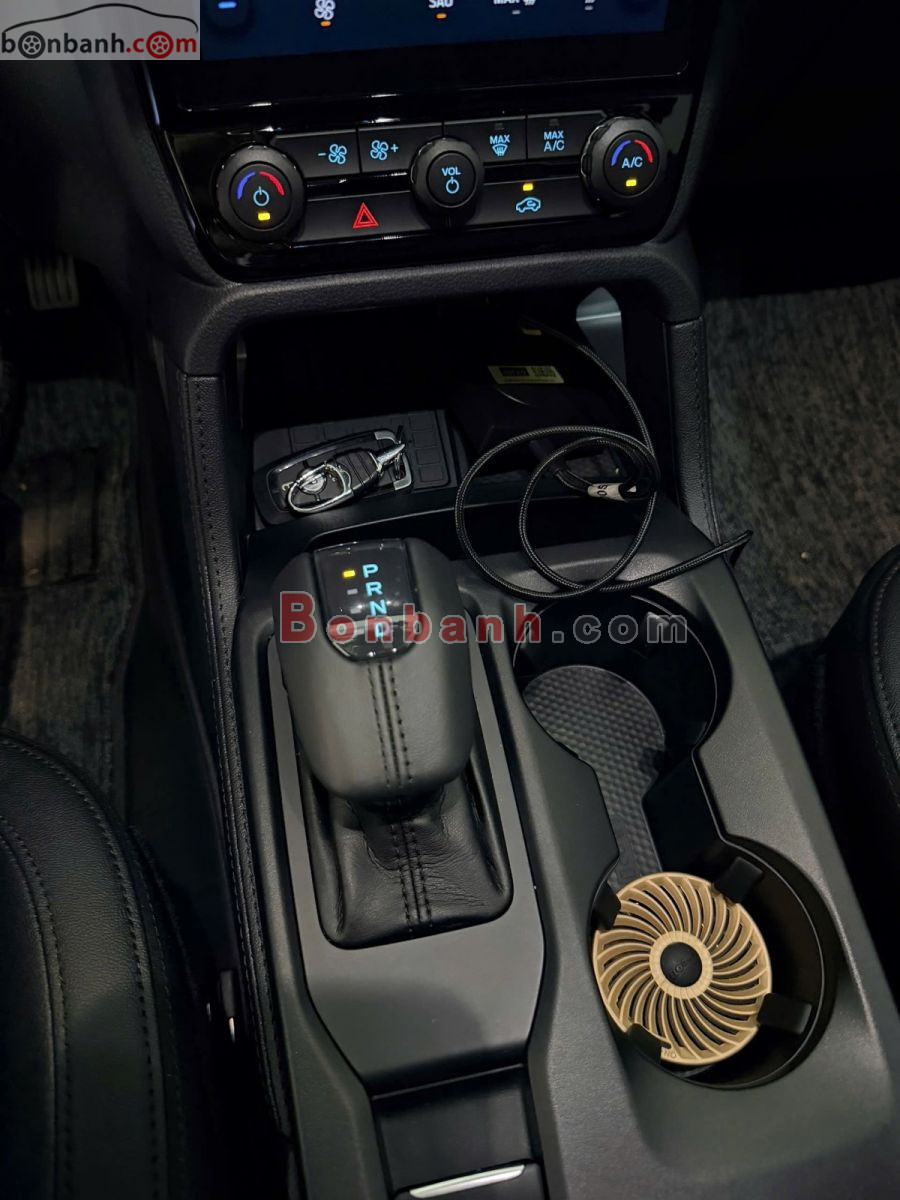 Bán ô tô Ford Everest Titanium Plus 2.0L 4x4 AT - 2025 - xe cũ