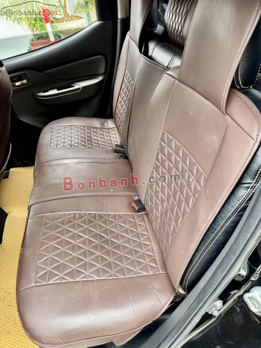 Bán ô tô Mitsubishi Triton 4x2 AT - 2017 - xe cũ