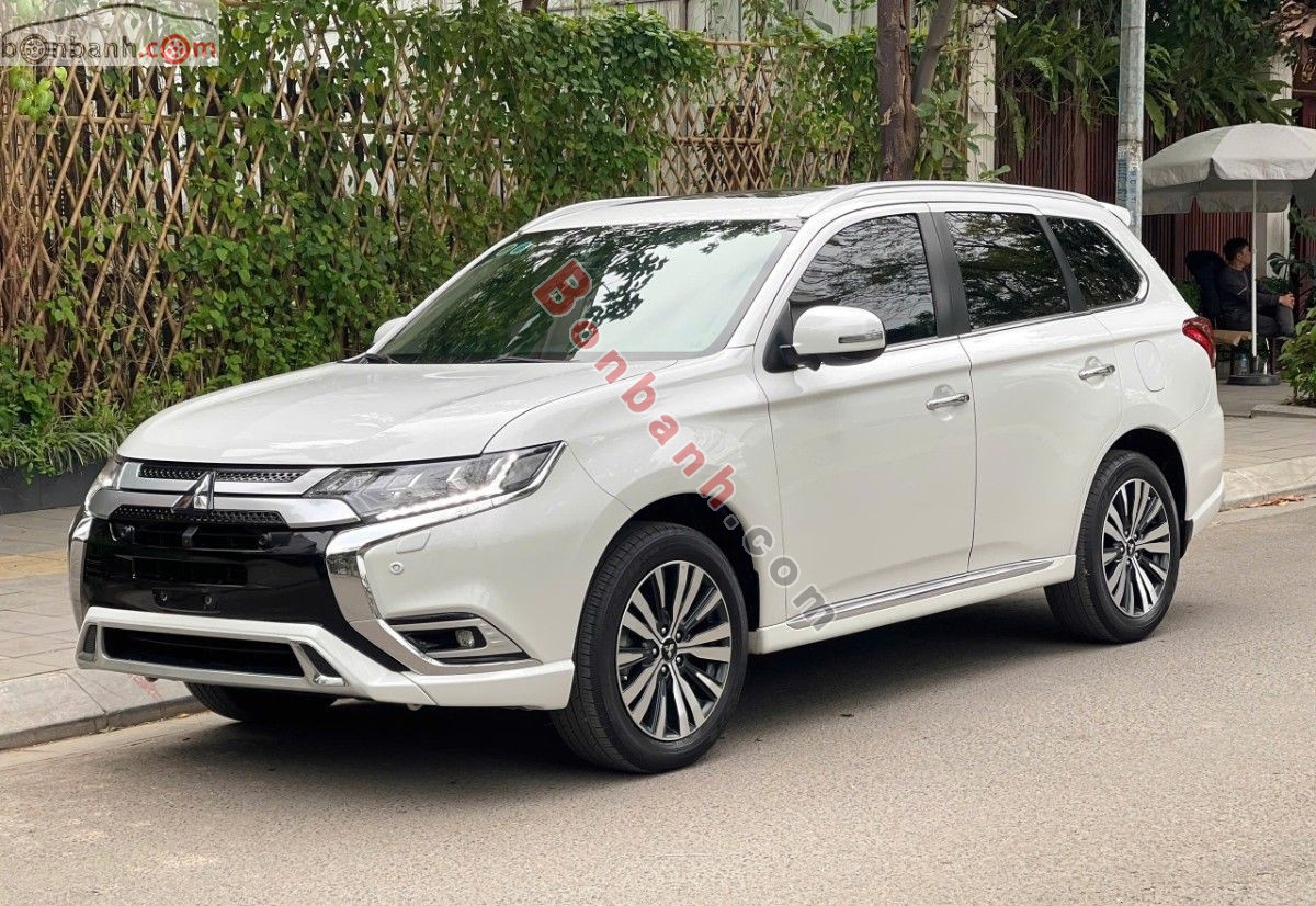 Bán ô tô Mitsubishi Outlander Premium 2.0 CVT - 2022 - xe cũ