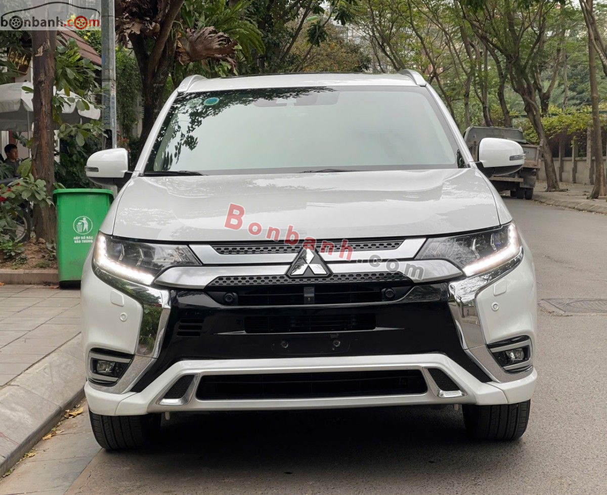 Bán ô tô Mitsubishi Outlander Premium 2.0 CVT - 2022 - xe cũ