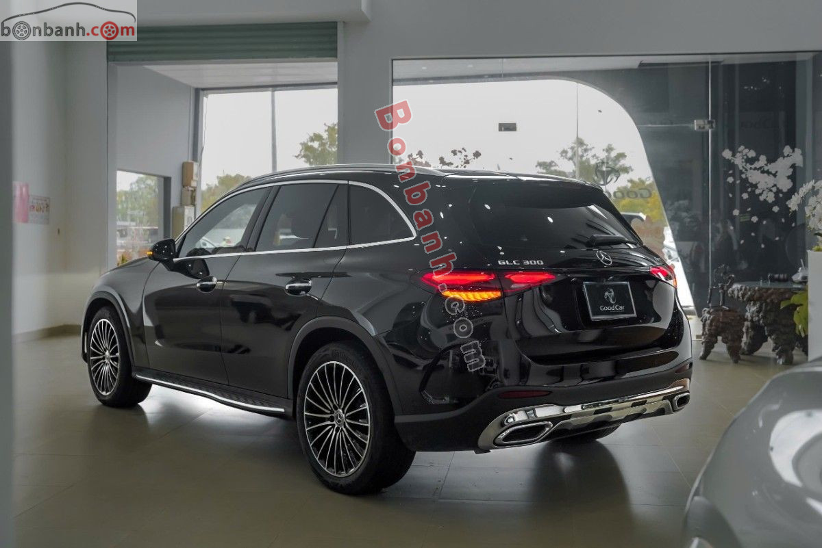 Bán ô tô Mercedes Benz GLC 300 4Matic - 2023 - xe cũ
