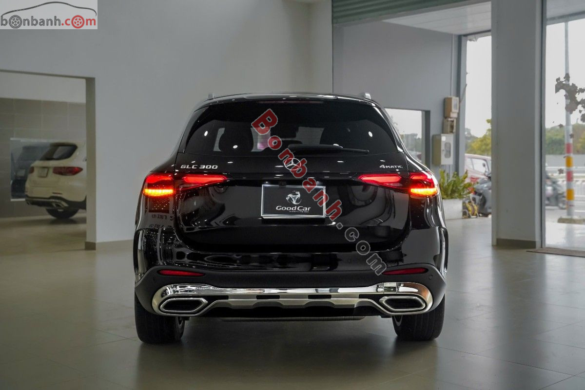 Bán ô tô Mercedes Benz GLC 300 4Matic - 2023 - xe cũ