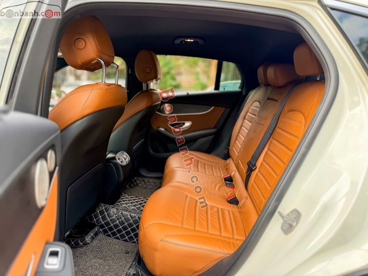 Bán ô tô Mercedes Benz GLC 300 4Matic Coupe - 2021 - xe cũ