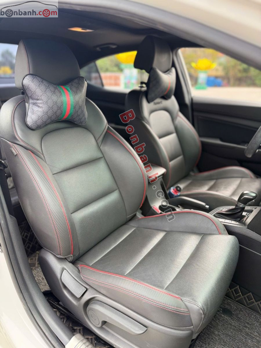 Bán ô tô Hyundai Elantra Sport 1.6 AT - 2019 - xe cũ