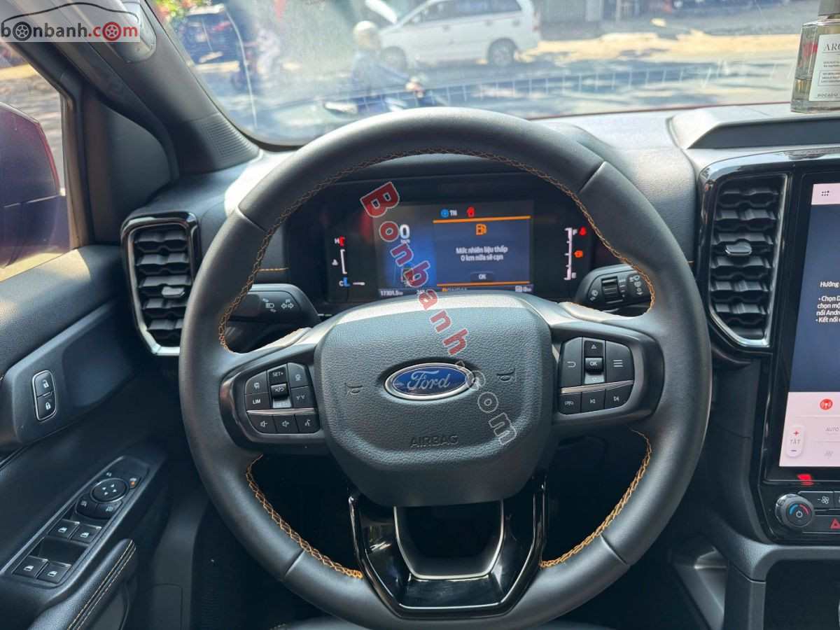 Bán ô tô Ford Ranger Wildtrak 2.0L 4x4 AT - 2025 - xe cũ
