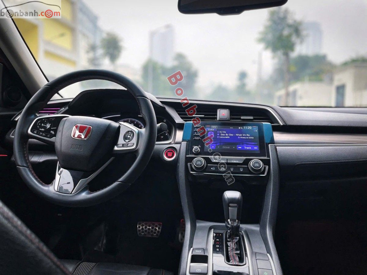 Bán ô tô Honda Civic RS 1.5 AT - 2020 - xe cũ