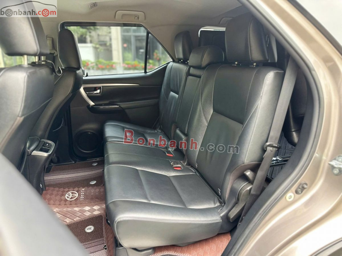 Bán ô tô Toyota Fortuner 2.4L 4x2 AT - 2022 - xe cũ