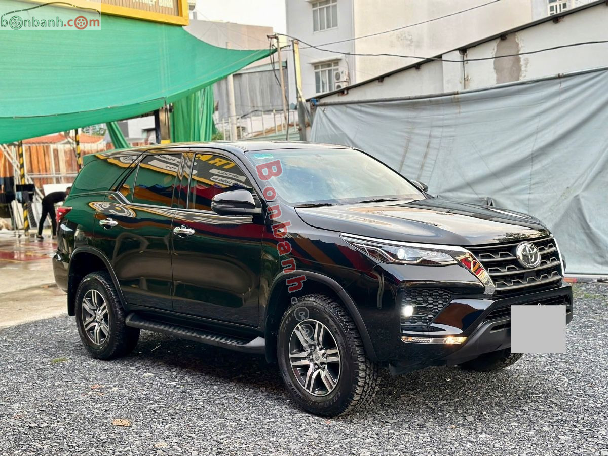 Bán ô tô Toyota Fortuner 2.4L 4x2 AT - 2022 - xe cũ