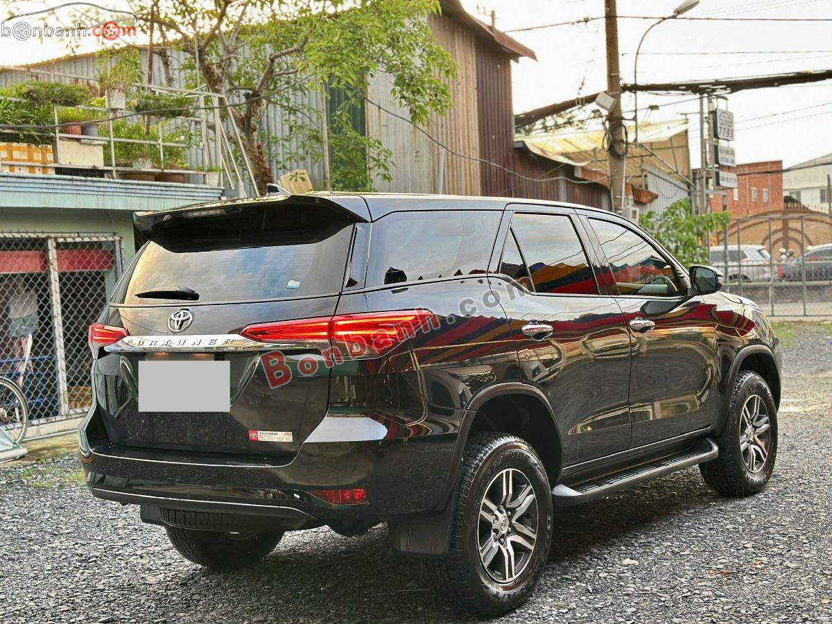 Bán ô tô Toyota Fortuner 2.4L 4x2 AT - 2022 - xe cũ