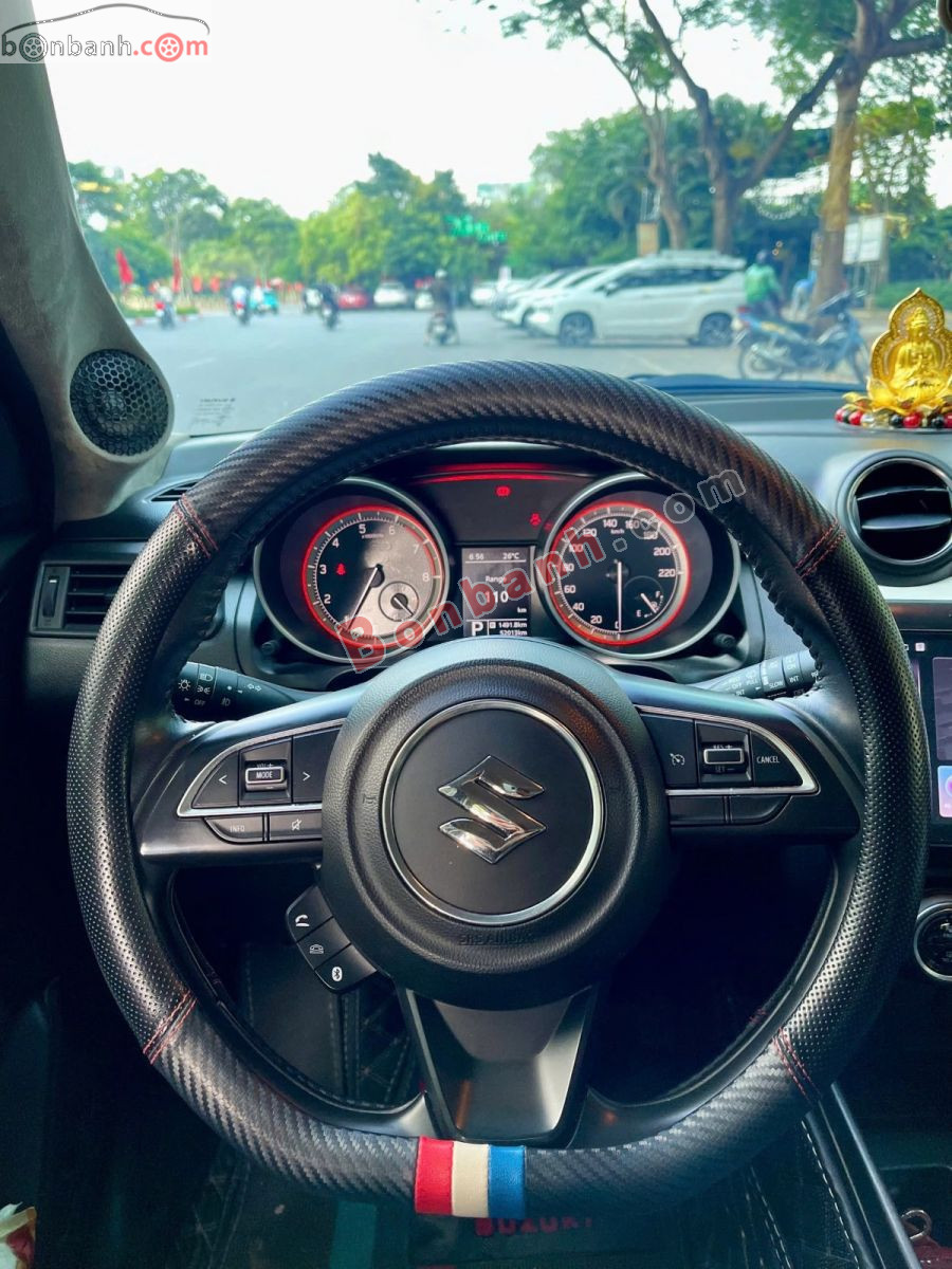 Bán ô tô Suzuki Swift GLX 1.2 AT - 2020 - xe cũ