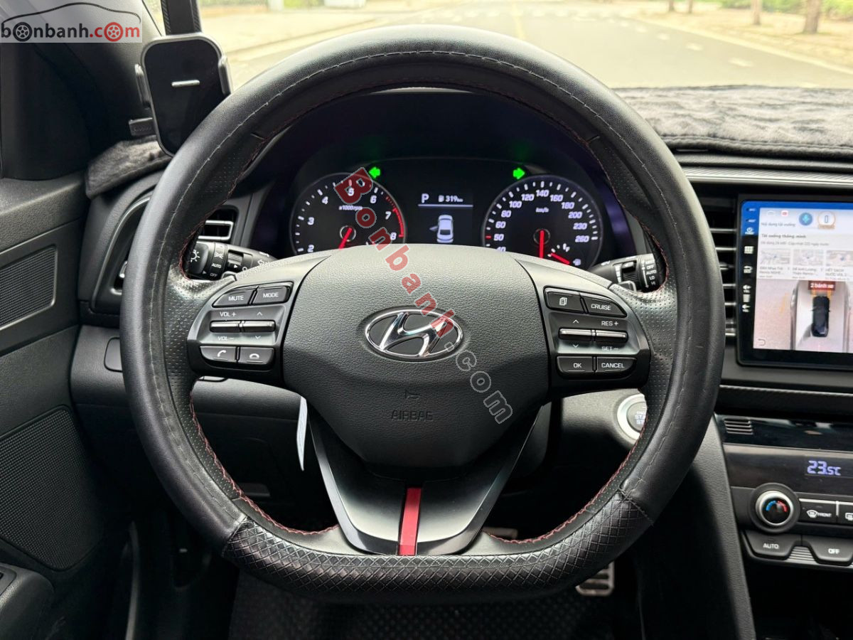 Bán ô tô Hyundai Elantra Sport 1.6 AT - 2019 - xe cũ