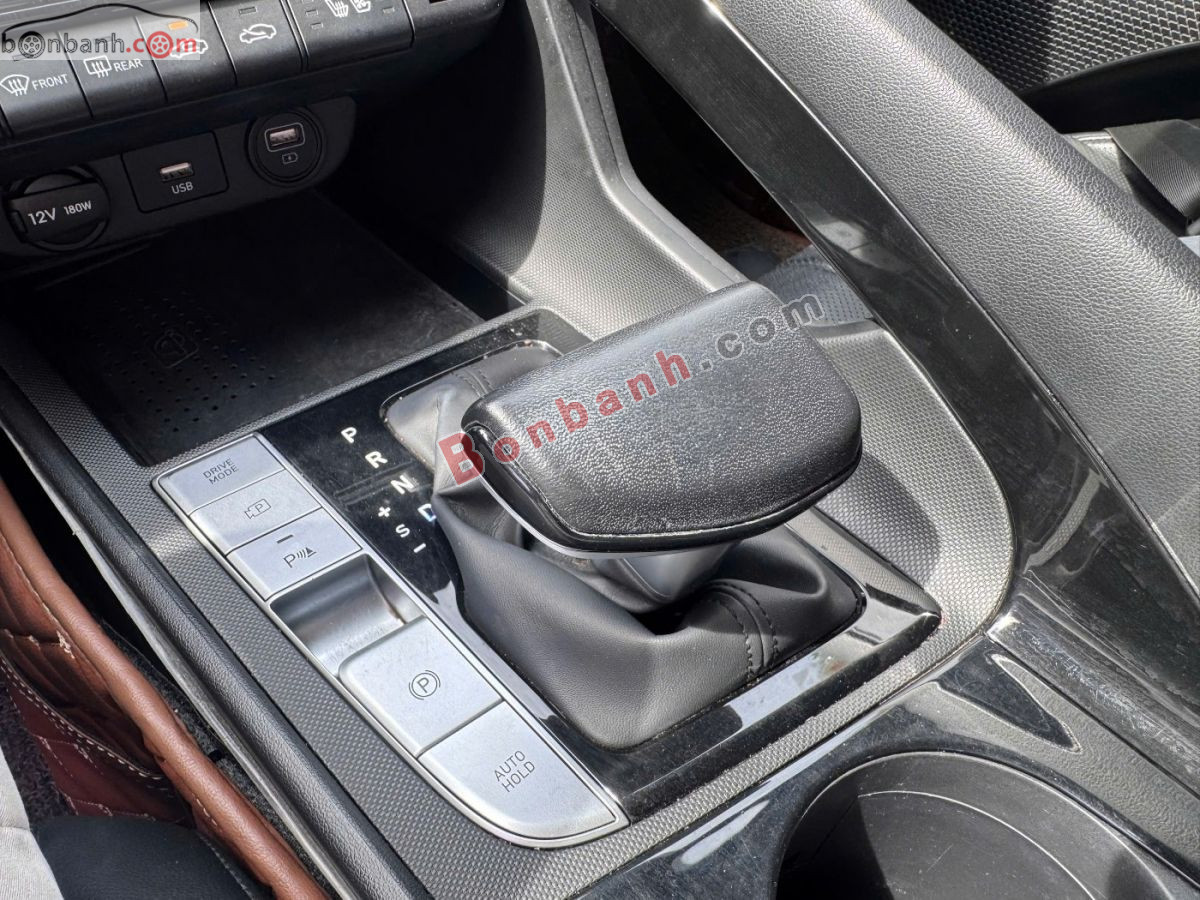 Bán ô tô Hyundai Elantra 2.0 AT Cao cấp - 2022 - xe cũ