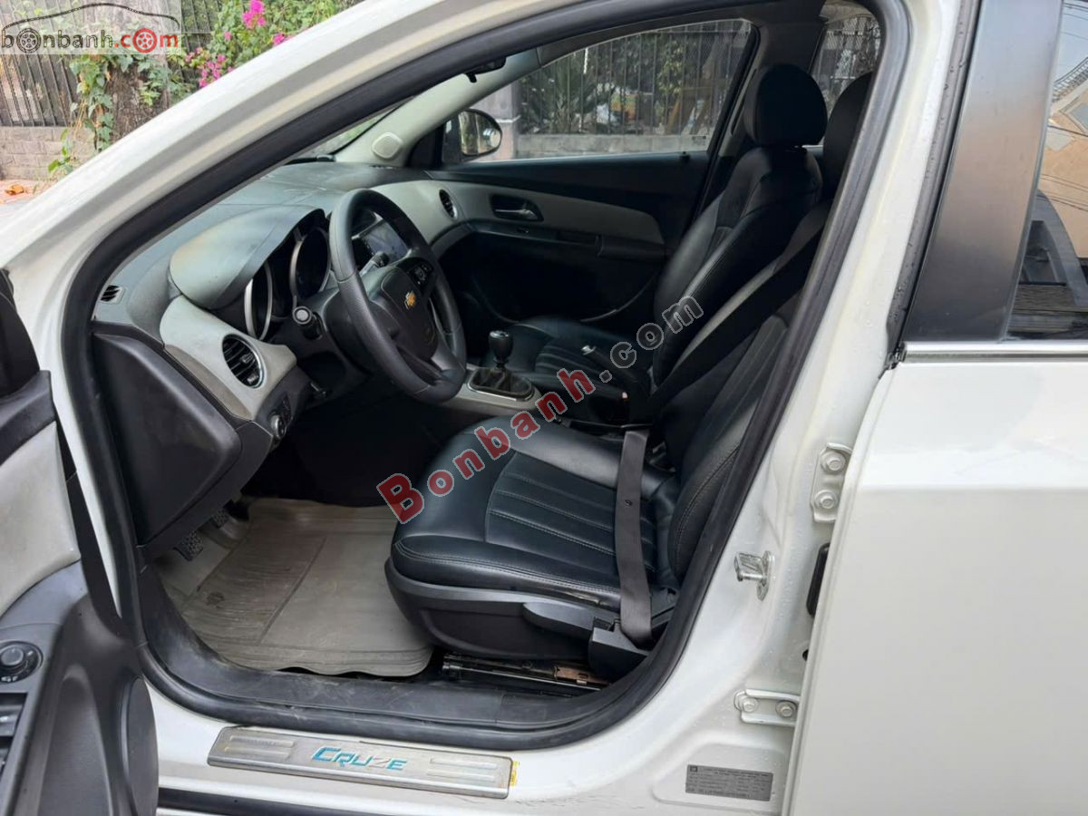 Bán ô tô Chevrolet Cruze LT 1.6 MT - 2016 - xe cũ