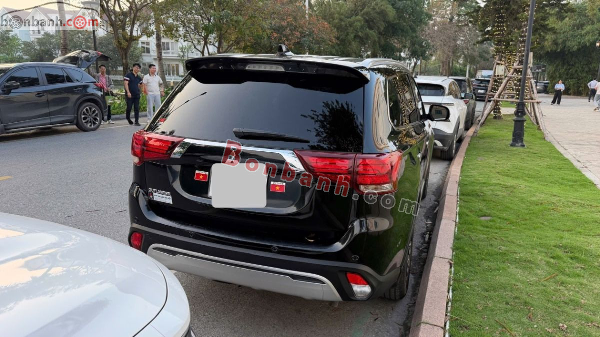 Bán ô tô Mitsubishi Outlander 2.0 CVT Premium - 2020 - xe cũ