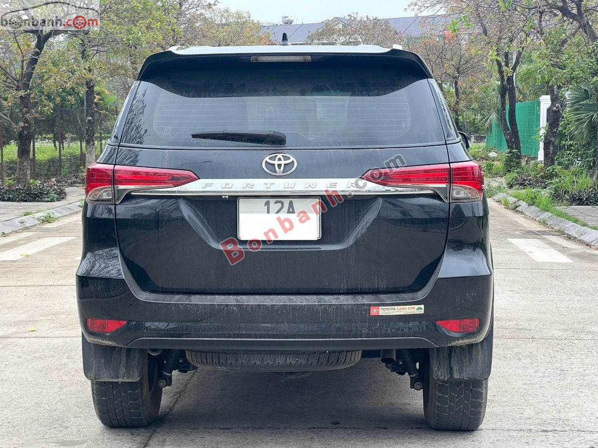 Bán ô tô Toyota Fortuner 2.4L 4x2 AT - 2022 - xe cũ