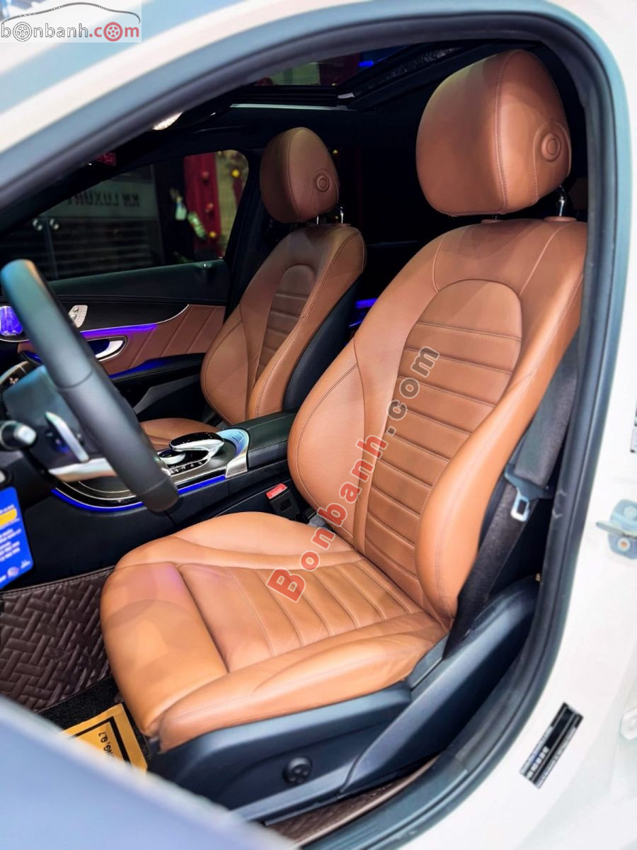 Bán ô tô Mercedes Benz C class C300 AMG - 2019 - xe cũ