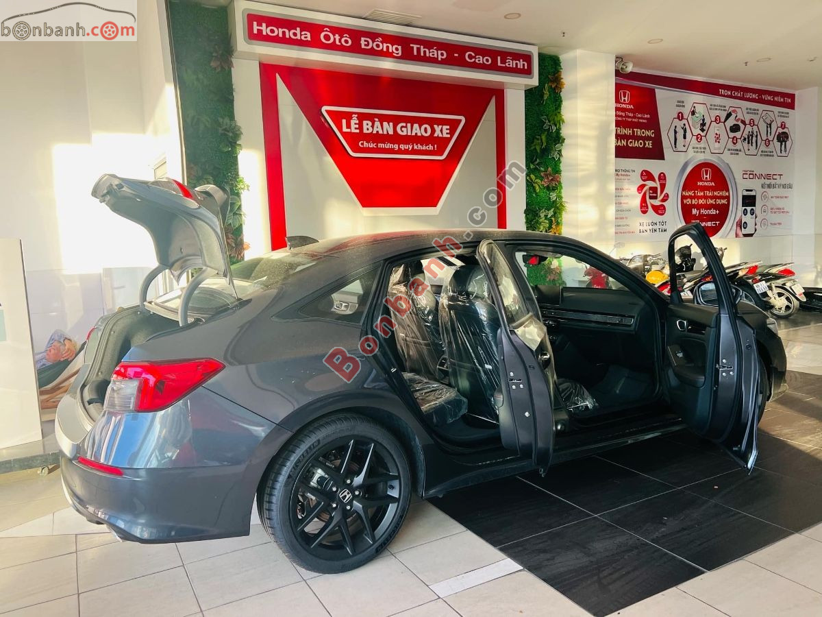 Bán ô tô Honda Civic RS 1.5 AT - 2023 - xe cũ