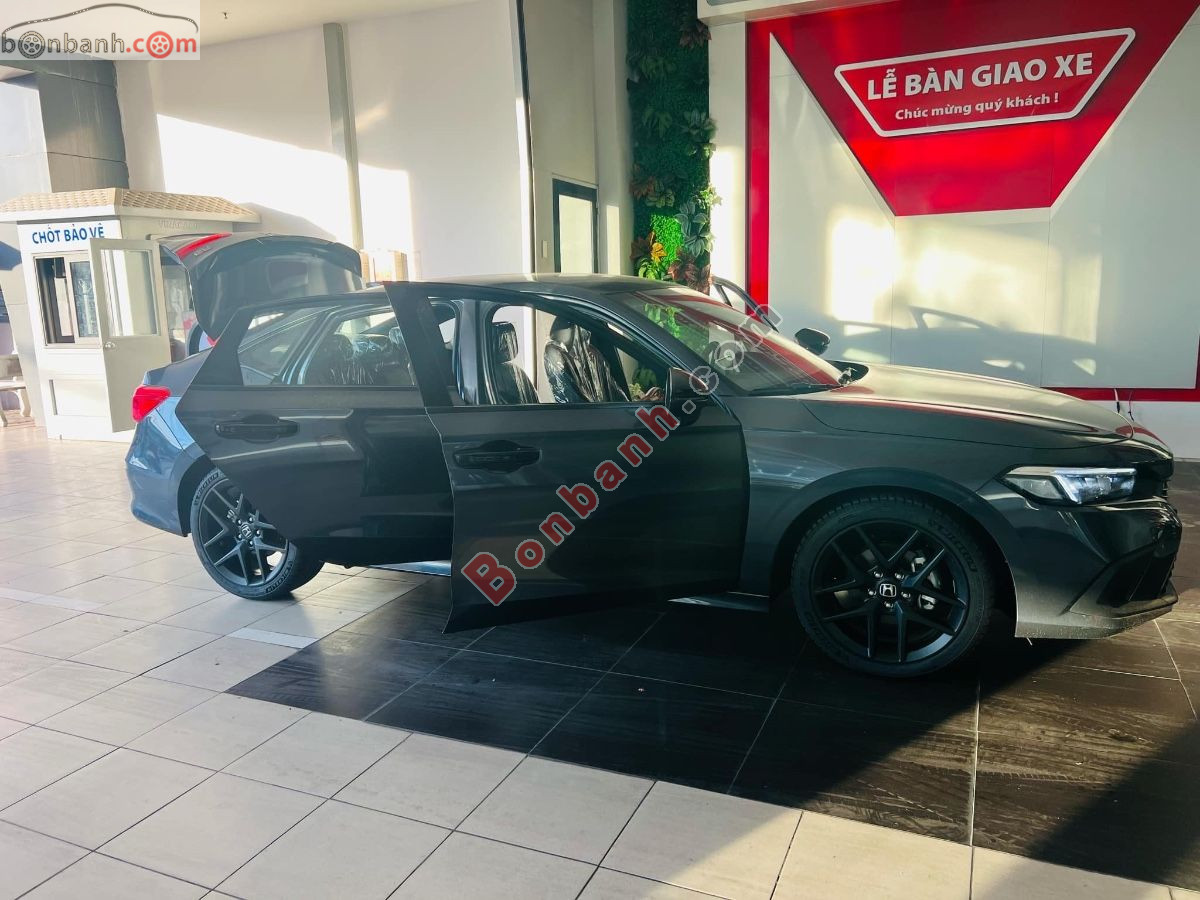 Bán ô tô Honda Civic RS 1.5 AT - 2023 - xe cũ