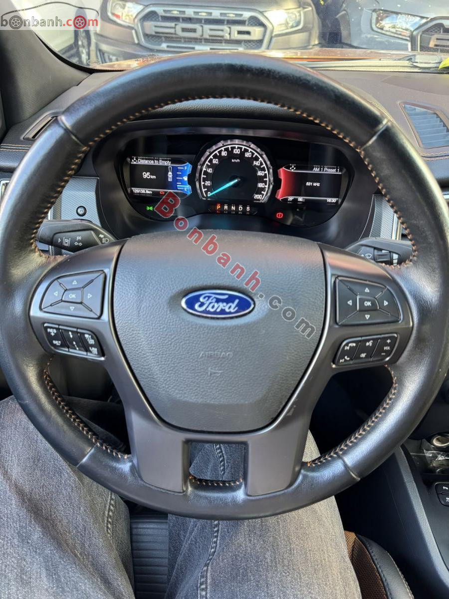 Bán ô tô Ford Ranger Wildtrak 3.2L 4x4 AT - 2016 - xe cũ