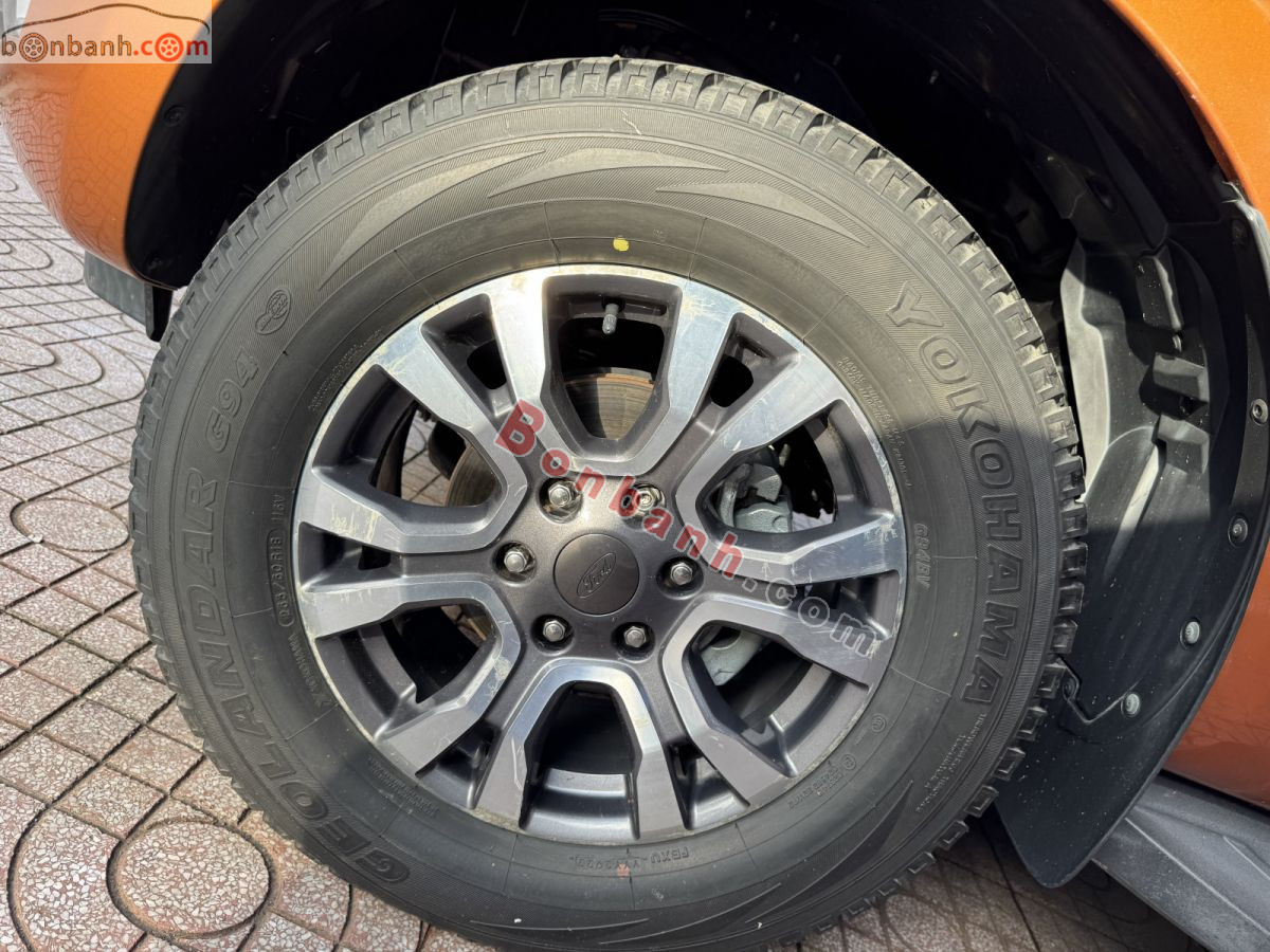 Bán ô tô Ford Ranger Wildtrak 3.2L 4x4 AT - 2016 - xe cũ