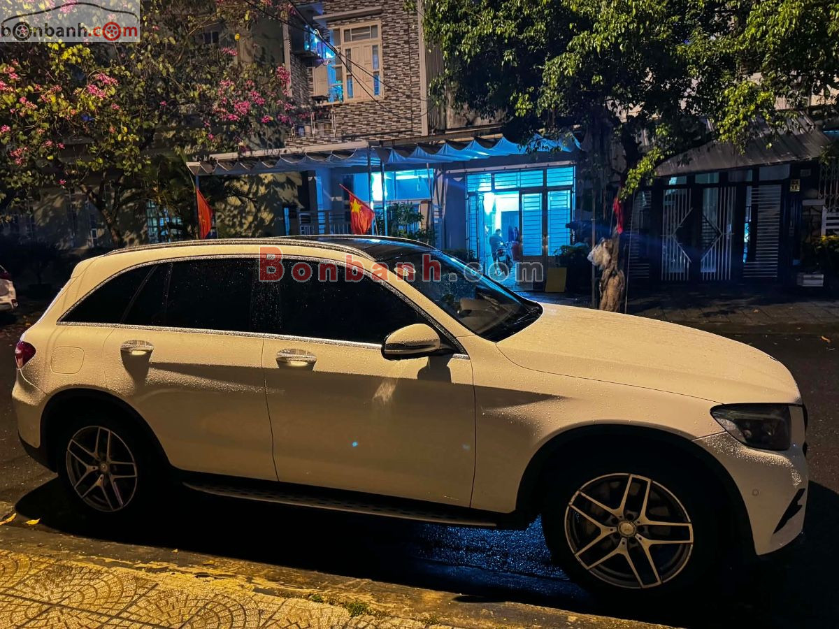 Bán ô tô Mercedes Benz GLC 300 4Matic - 2017 - xe cũ