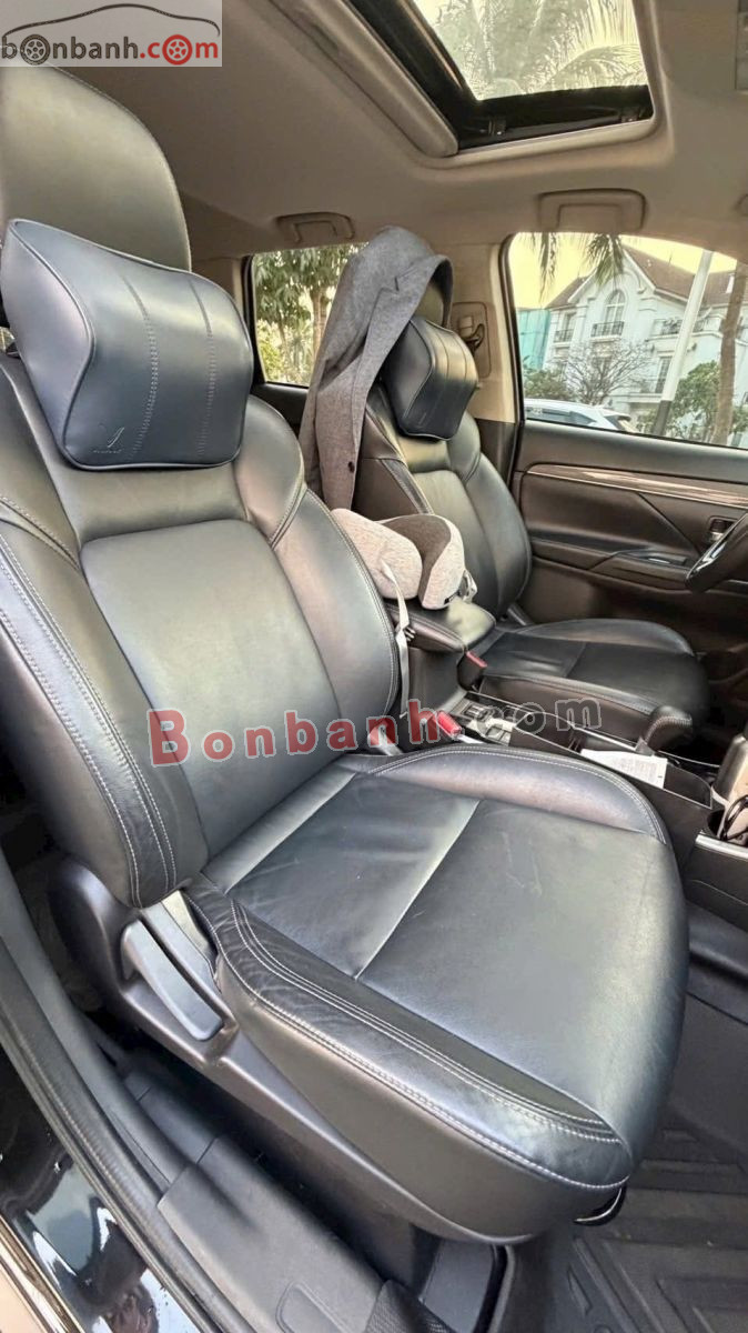 Bán ô tô Mitsubishi Outlander 2.0 CVT Premium - 2020 - xe cũ