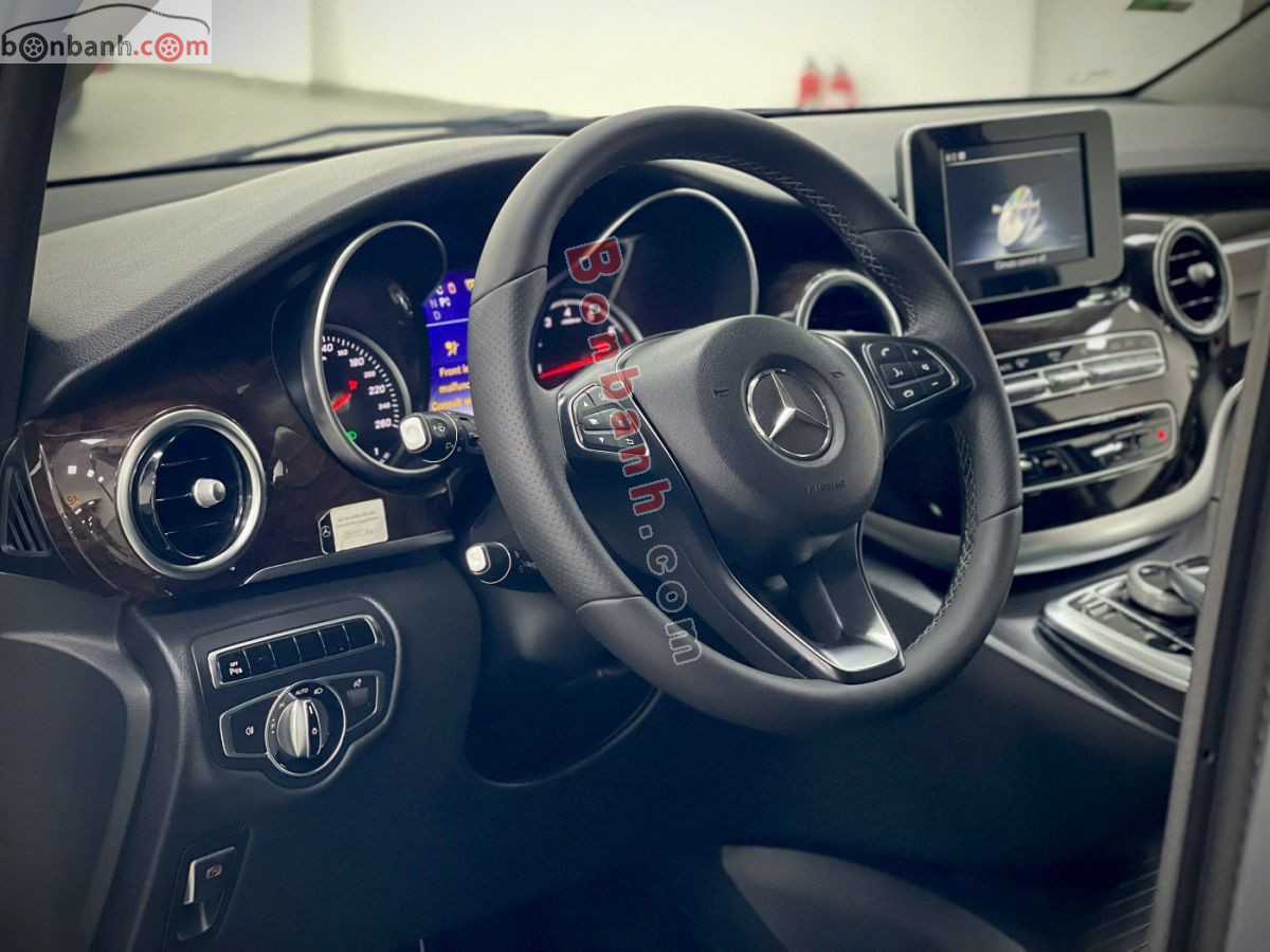 Bán ô tô Mercedes Benz V class V250 Avantgarde - 2016 - xe cũ