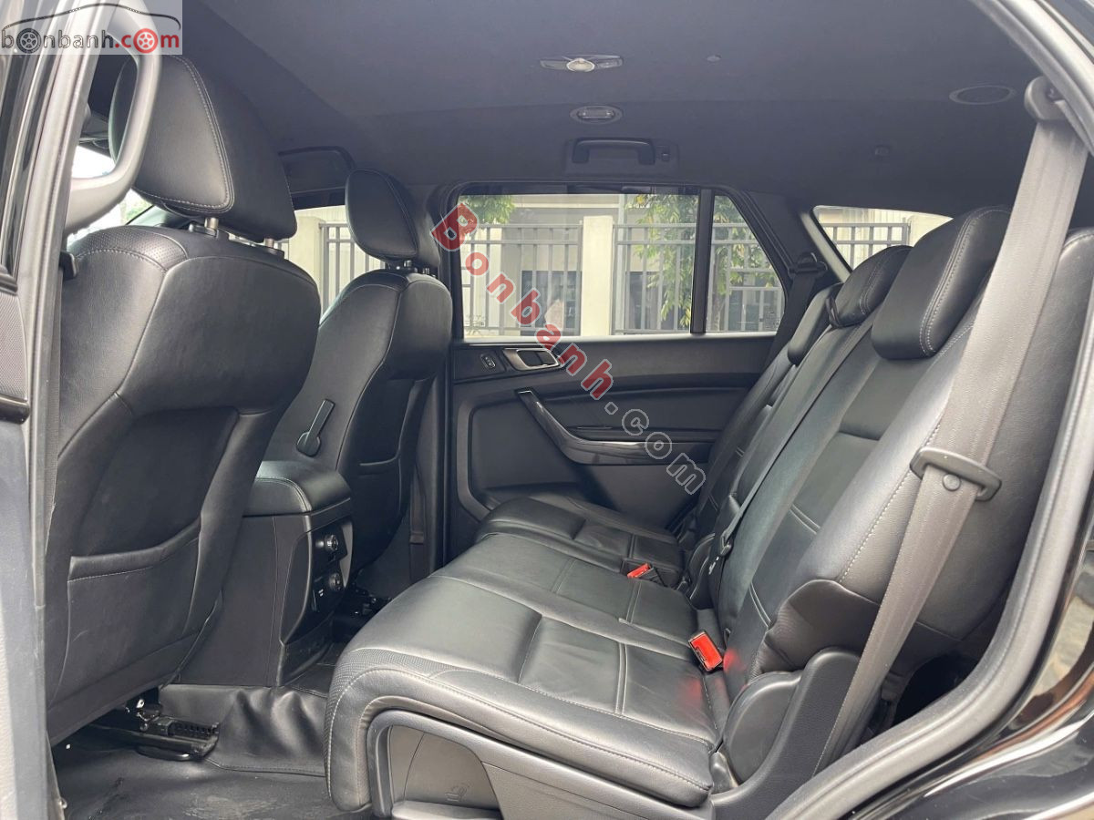 Bán ô tô Ford Everest Titanium 2.0L 4x2 AT - 2018 - xe cũ