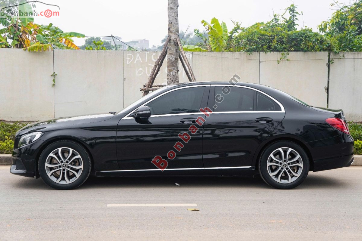 Bán ô tô Mercedes Benz C class C200 - 2017 - xe cũ