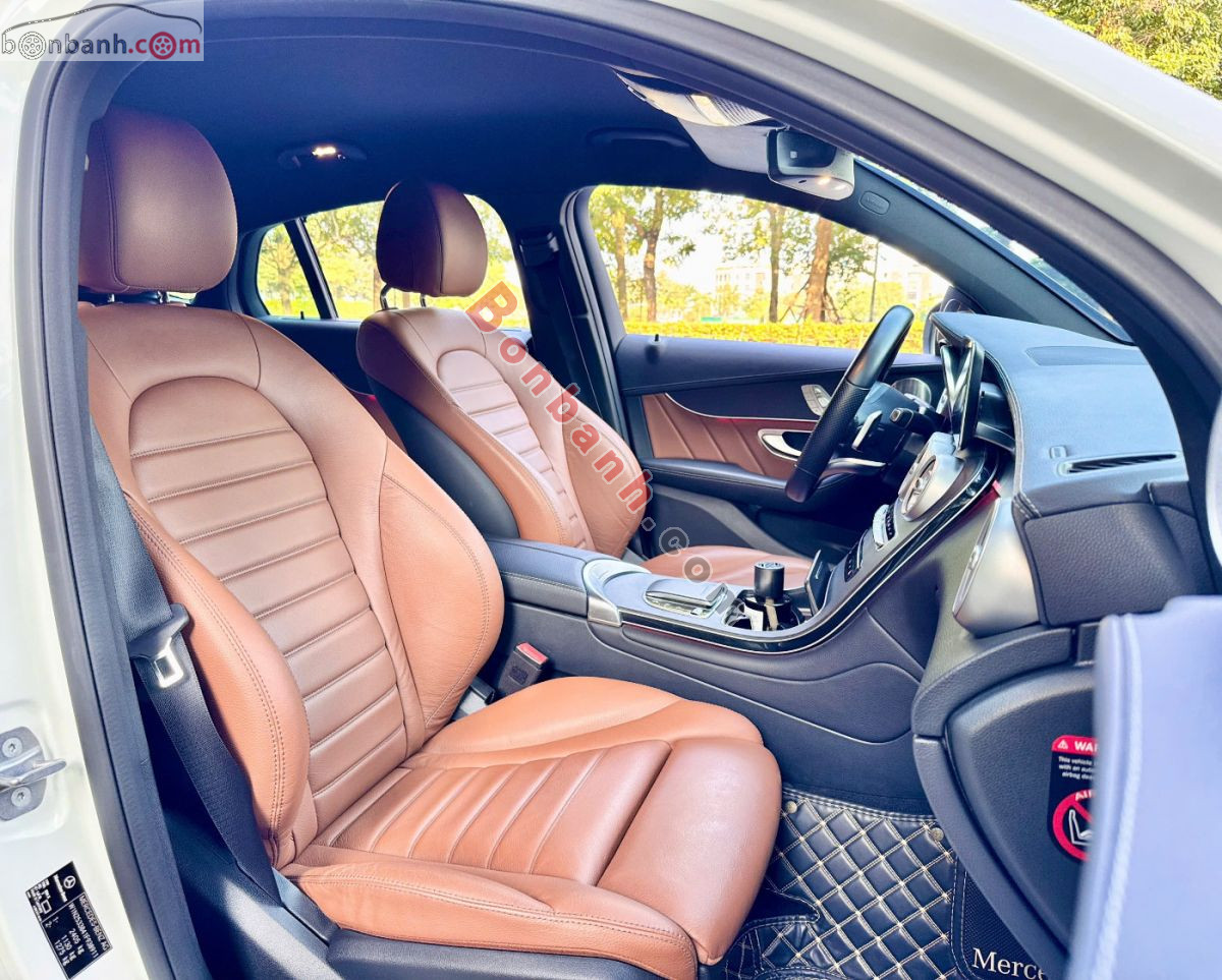 Bán ô tô Mercedes Benz GLC 300 4Matic Coupe - 2021 - xe cũ