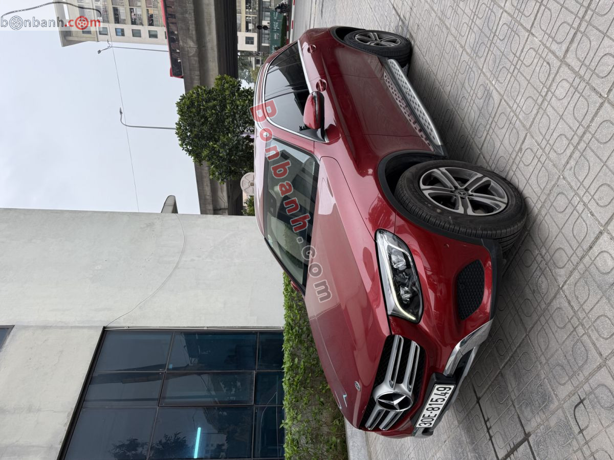 Bán ô tô Mercedes Benz GLC 250 4Matic - 2017 - xe cũ