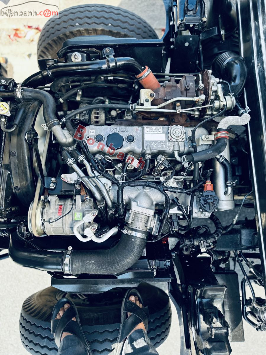 Bán ô tô Isuzu QKR QMR77HE4 Thùng Kín - 2023 - xe cũ