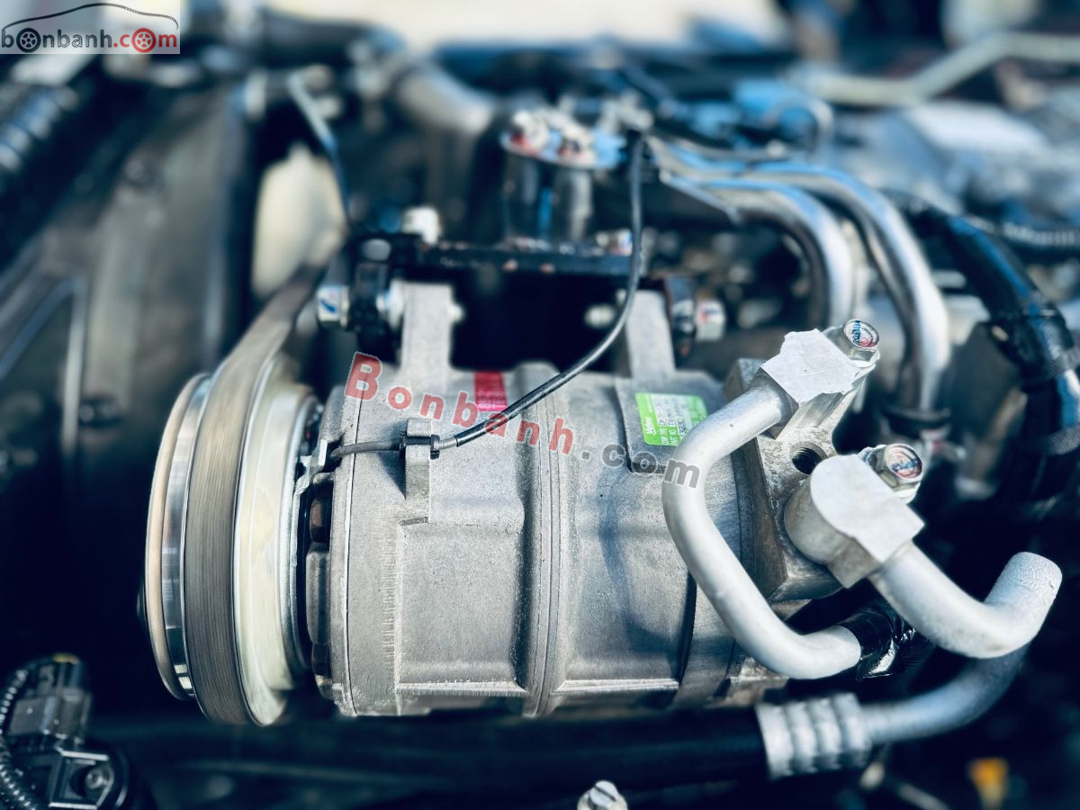 Bán ô tô Isuzu QKR QMR77HE4 Thùng Kín - 2023 - xe cũ