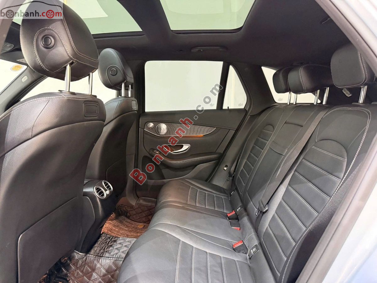 Bán ô tô Mercedes Benz GLC 300 4Matic - 2017 - xe cũ