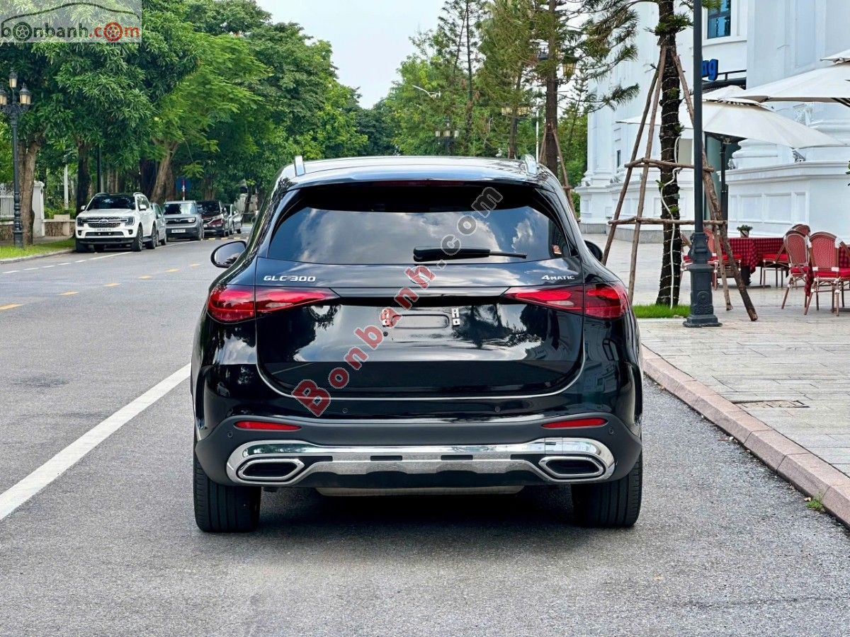 Bán ô tô Mercedes Benz GLC 300 4Matic - 2023 - xe cũ