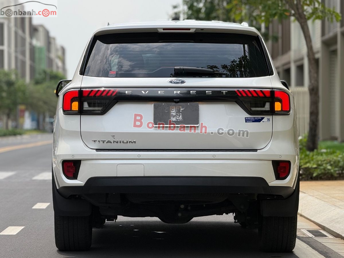 Bán ô tô Ford Everest Titanium 2.0L 4x2 AT - 2022 - xe cũ