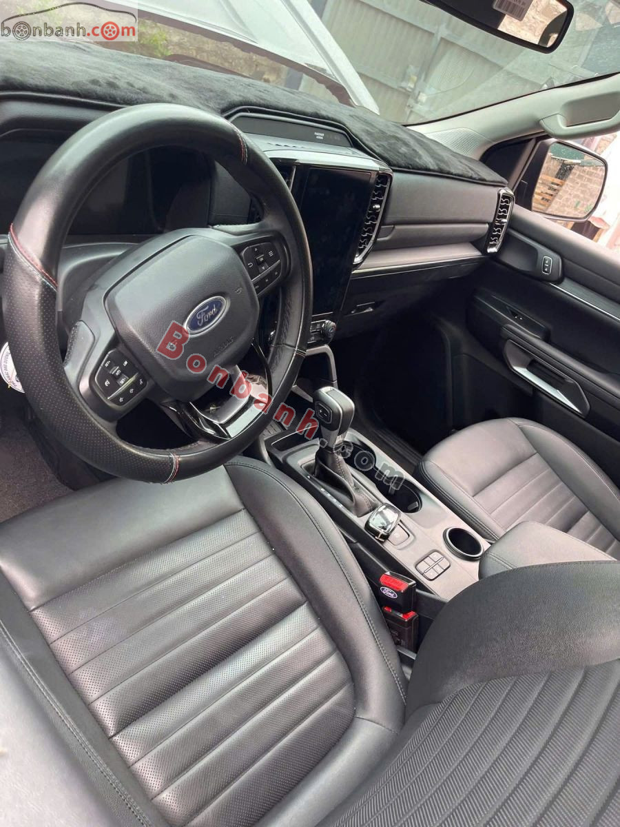 Bán ô tô Ford Everest Sport 2.0L 4x2 AT - 2024 - xe cũ