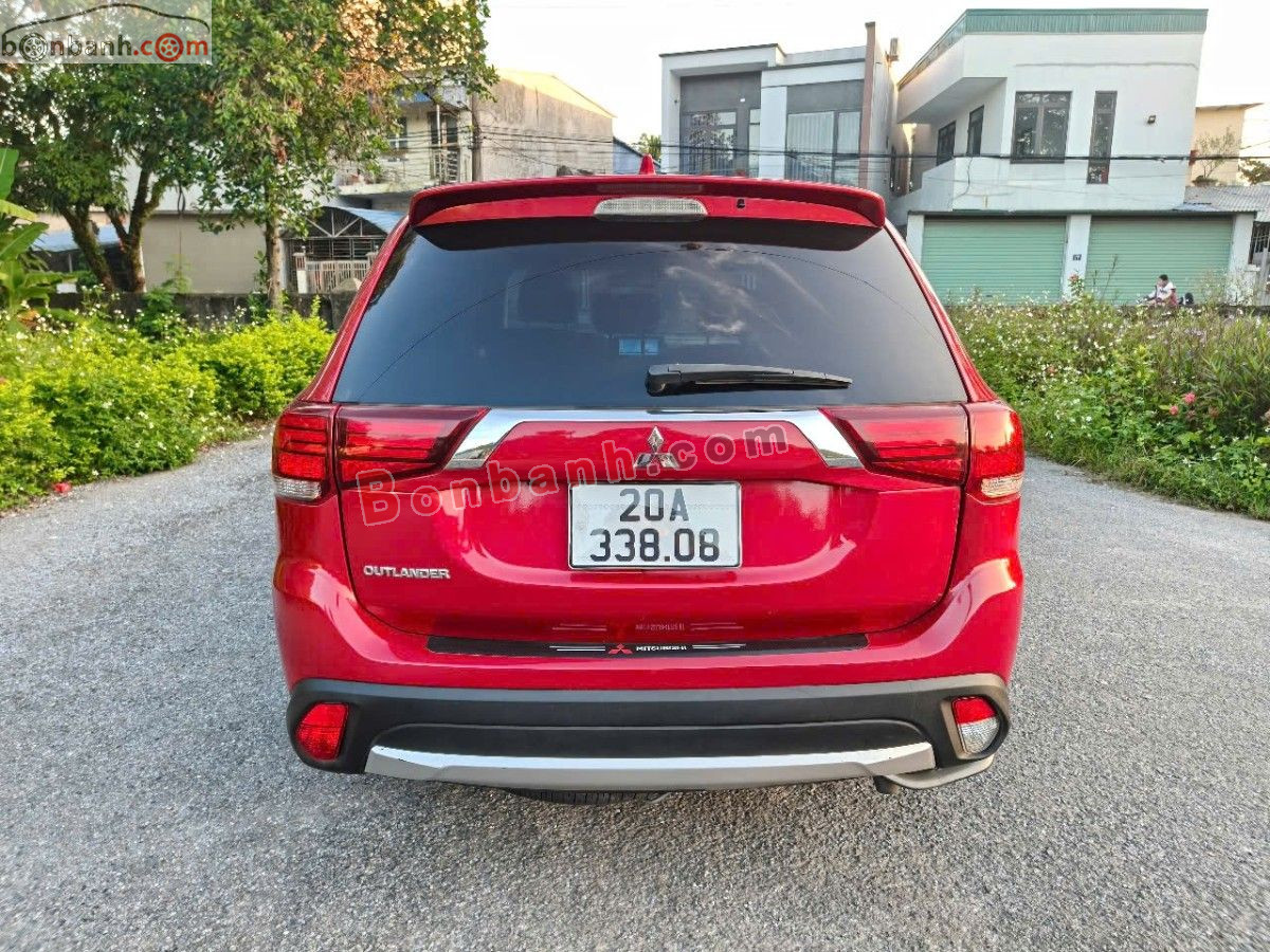 Bán ô tô Mitsubishi Outlander 2.0 CVT Premium - 2019 - xe cũ