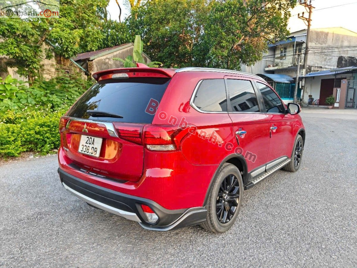 Bán ô tô Mitsubishi Outlander 2.0 CVT Premium - 2019 - xe cũ